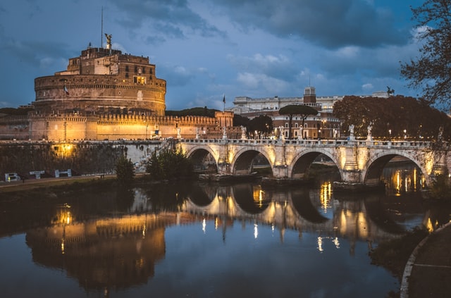 Roma un desvío de improviso